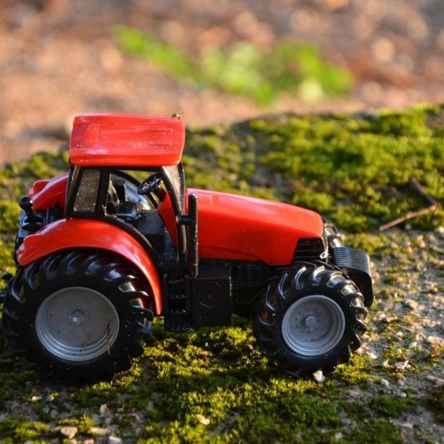 Tractor de juguete