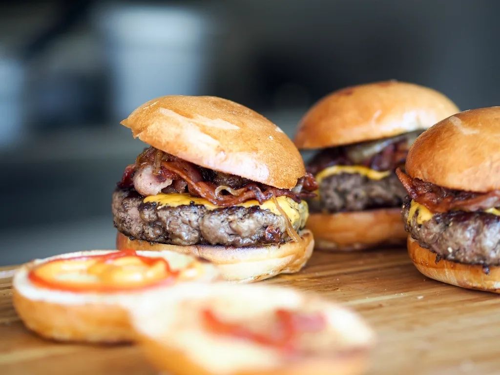 Hamburguesa doble con queso